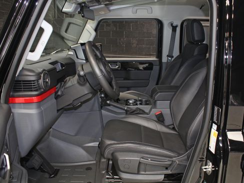 Used 2024 INEOS Grenadier Station Wagon AWD/4WD image 43