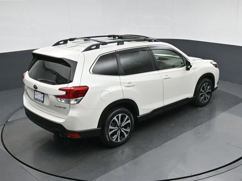 Used 2022 Subaru Forester Limited image 62