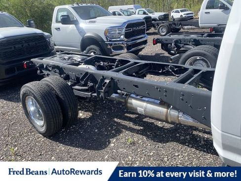 New 2024 RAM 3500 Tradesman image 4