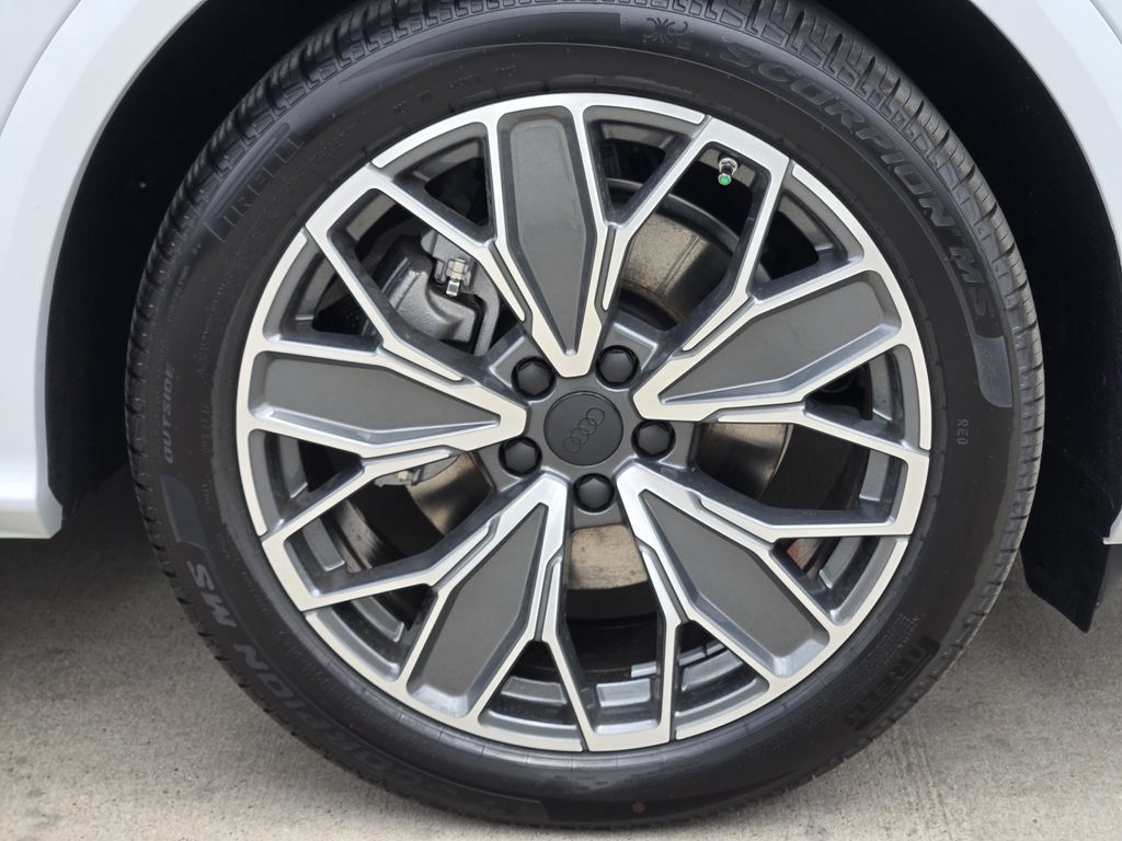 New 2026 Audi Q5 Prestige AWD/4WD image 16