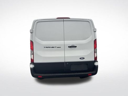 Used 2026 Ford Transit 250 Low Roof w/ Load Area Protection Package RWD image 7