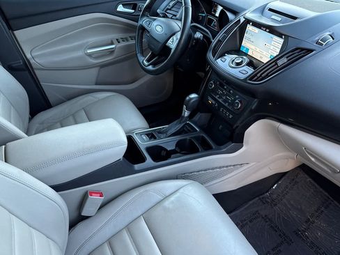 Certified 2017 Ford Escape Titanium w/ Equipment Group 301A image 16