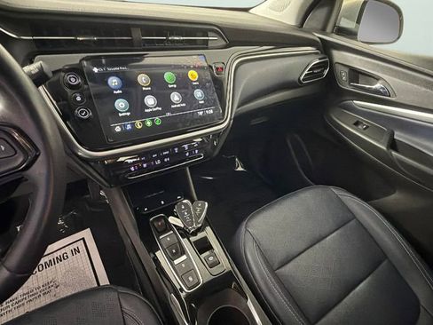 Used 2023 Chevrolet Bolt EUV Premier FWD image 19