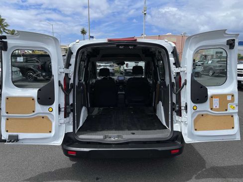 Used 2023 Ford Transit Connect XLT FWD image 19