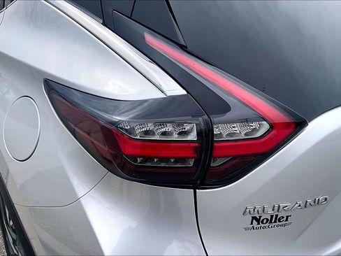 Used 2024 Nissan Murano SL image 30