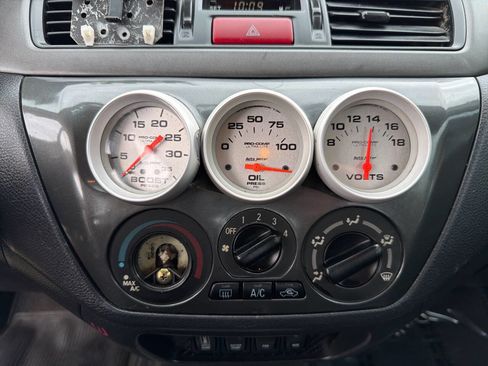 Used 2003 Mitsubishi Lancer Evolution image 25