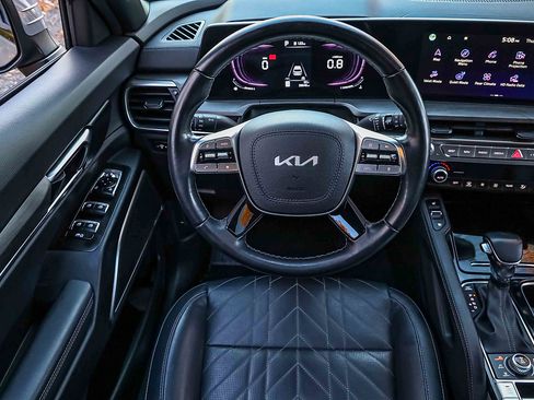 Used 2023 Kia Telluride EX X-Line image 18