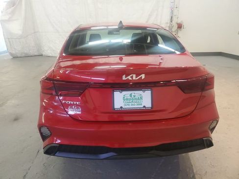 Used 2023 Kia Forte LXS w/ LXS Technology Package FWD image 5