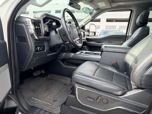 Used 2024 Ford F250 Lariat w/ Lariat Ultimate Package AWD/4WD image 13