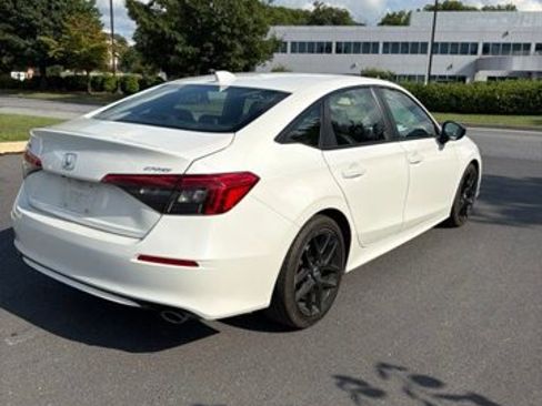Used 2024 Honda Civic Sport image 7