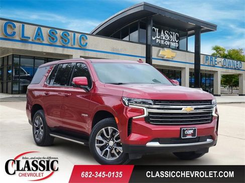 Used 2024 Chevrolet Tahoe LT w/ Luxury Package AWD/4WD image 1