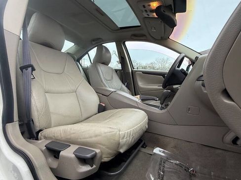 Used 2002 Volvo S60 2.4 image 14