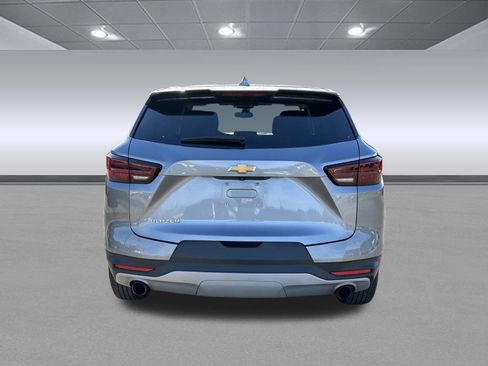 Used 2025 Chevrolet Blazer LT image 4