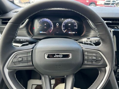 New 2026 Jeep Grand Cherokee L Laredo AWD/4WD image 20