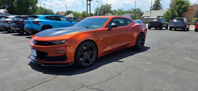 Used 2023 Chevrolet Camaro SS RWD image 2