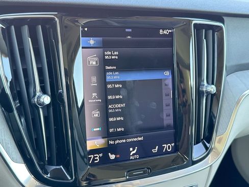 Used 2022 Volvo V60 T5 Cross Country AWD/4WD image 23