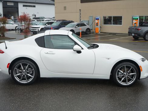 Used 2022 MAZDA MX-5 Miata RF Grand Touring w/ Weather Package image 2