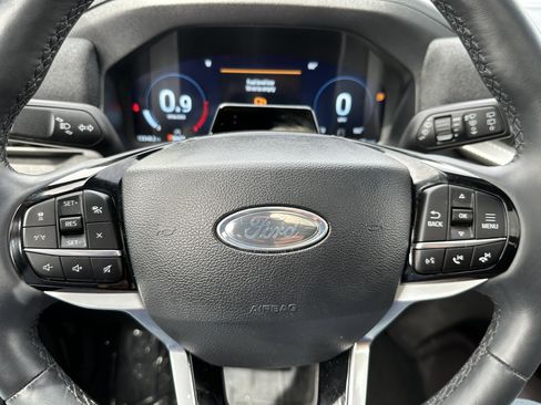 Used 2025 Ford Explorer Platinum w/ LUX Leather Package image 29