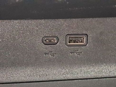 Used 2026 Chevrolet Equinox LT FWD image 25