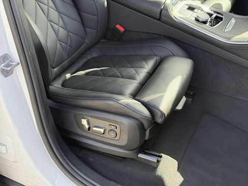 Used 2024 BMW X5 sDrive40i w/ Premium Package RWD image 20