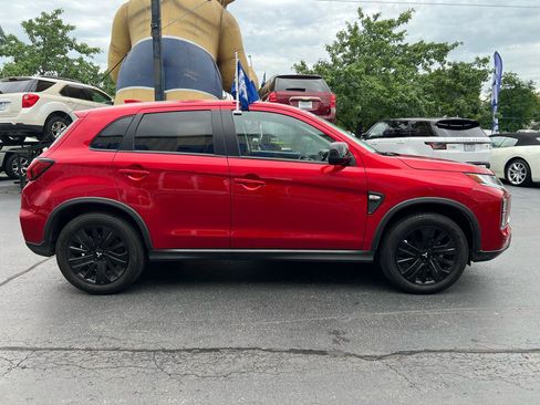 Used 2025 Mitsubishi Outlander Sport AWD image 7