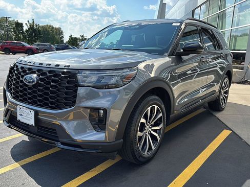 Used 2026 Ford Explorer ST-Line AWD/4WD image 8