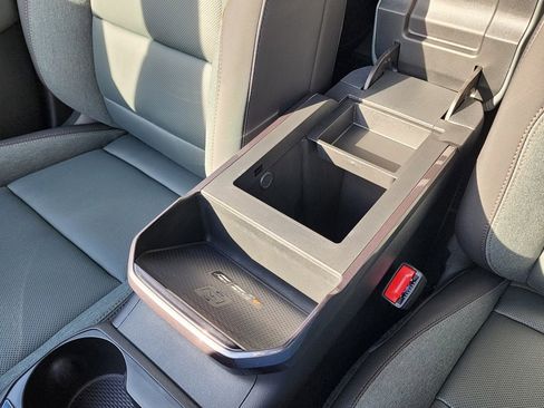 New 2026 GMC Terrain AT4 w/ Convenience Package III image 34