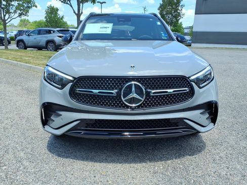 New 2026 Mercedes-Benz GLC 300 4MATIC image 2