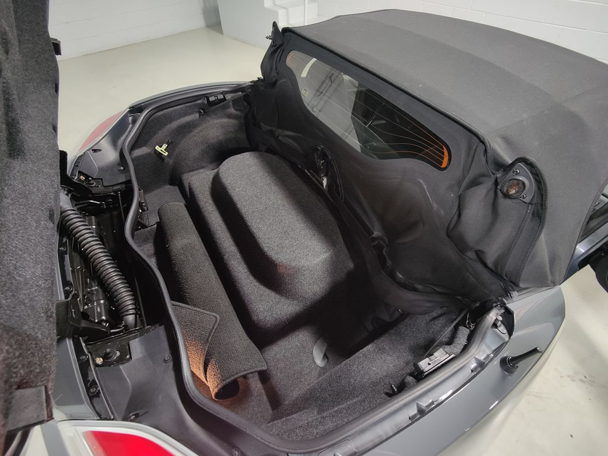 Used 2008 Saturn Sky Red Line RWD image 14