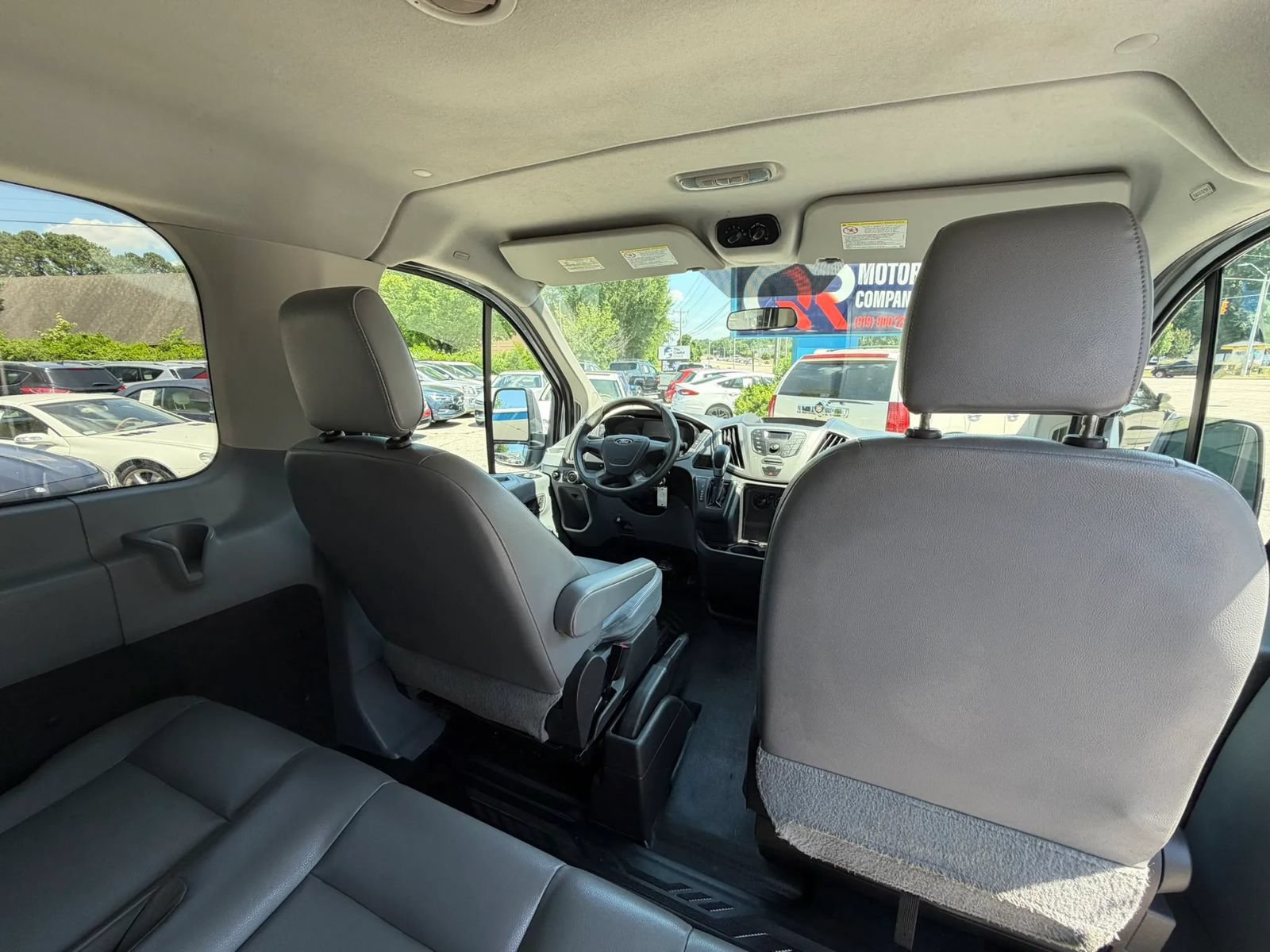 Used 2015 Ford Transit 350 XL RWD image 23