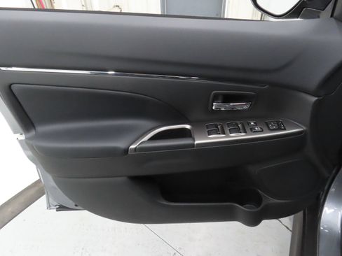 New 2026 Mitsubishi Outlander Sport SE AWD/4WD image 10