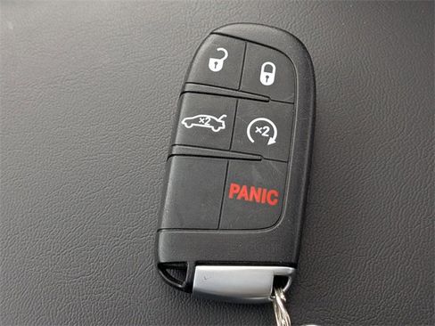 Used 2020 Dodge Challenger R/T Scat Pack w/ Shaker Package image 33