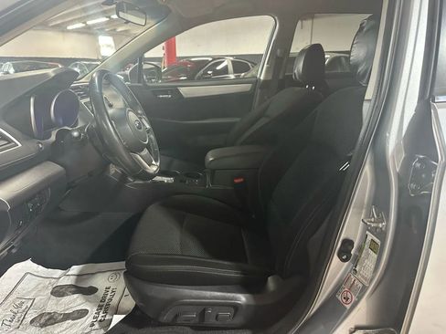 Used 2018 Subaru Outback 2.5i Premium AWD/4WD image 8