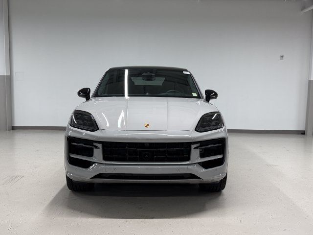 Certified 2026 Porsche Cayenne GTS AWD/4WD image 8