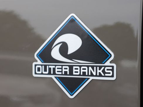 Used 2025 Ford Bronco Outer Banks AWD/4WD image 34