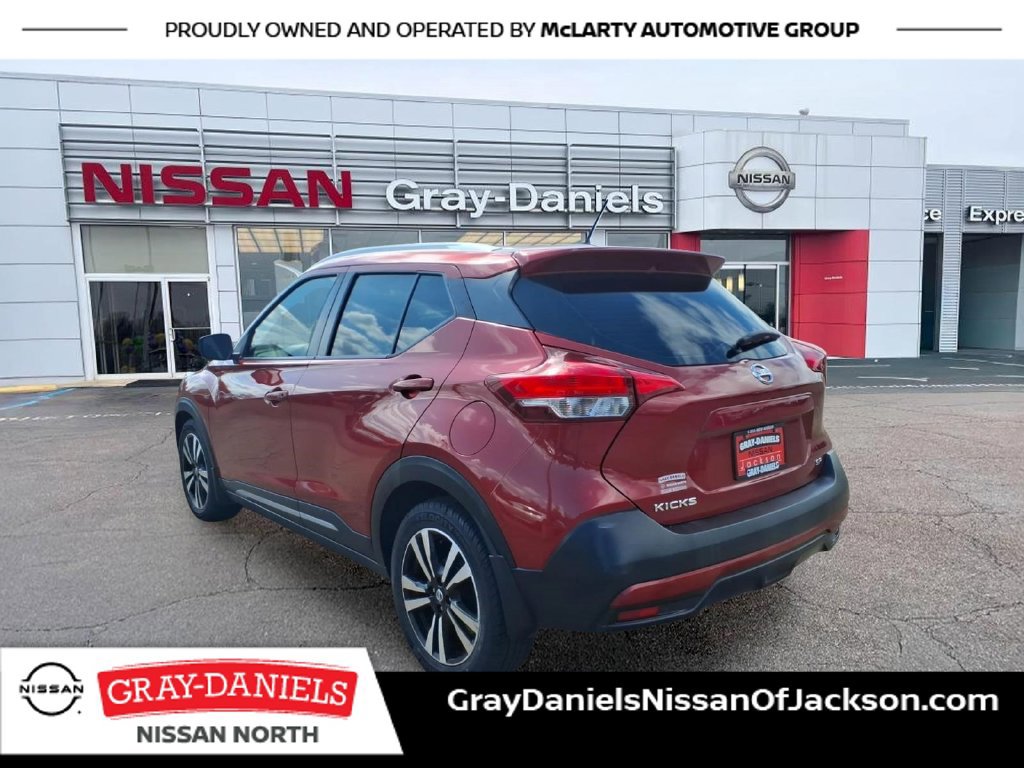 Used 2019 Nissan Kicks SR FWD image 5