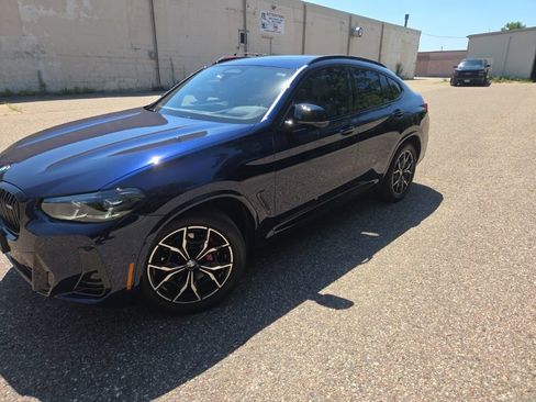 Used 2024 BMW X4 M40i AWD/4WD image 1