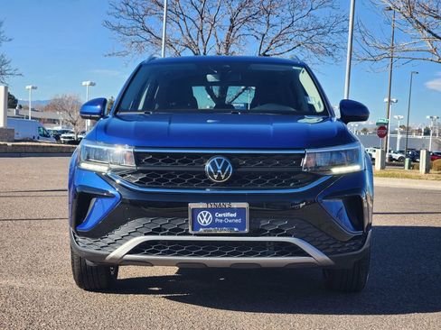 Certified 2024 Volkswagen Taos SE image 5