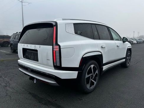 New 2026 Hyundai Ioniq 9 Limited image 8