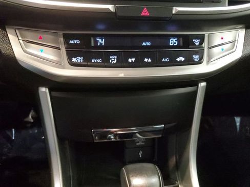 Used 2015 Honda Accord Sport image 19