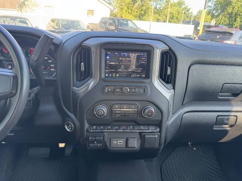 Used 2024 Chevrolet Silverado 2500 Custom w/ Custom Value Package AWD/4WD image 19