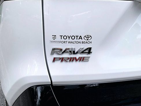 Used 2024 Toyota RAV4 SE w/ Weather & Moonroof Package AWD/4WD image 27