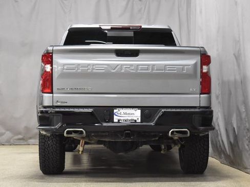 Used 2024 Chevrolet Silverado 1500 LT Trail Boss w/ Convenience Package II image 8
