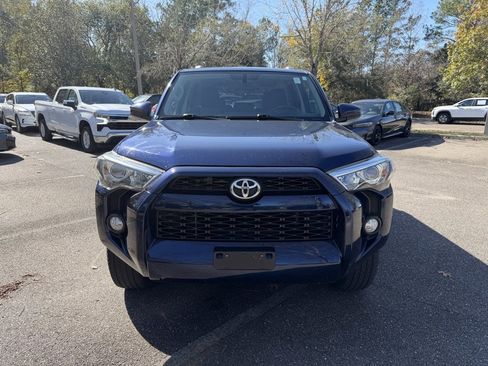 Used 2018 Toyota 4Runner SR5 image 2
