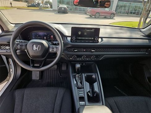 Used 2024 Honda Accord EX image 18