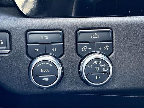 Used 2024 GMC Sierra 1500 Elevation AWD/4WD image 34