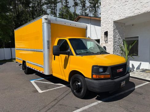 Used 2016 GMC Savana 3500 Extended RWD image 18