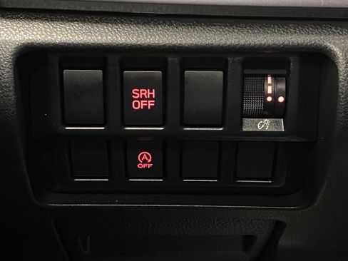 Used 2024 Subaru Forester Premium AWD/4WD image 20