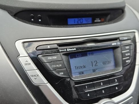 Used 2012 Hyundai Elantra GLS w/ Preferred Pkg 3 FWD image 13