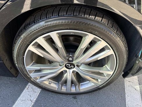 Certified 2022 INFINITI Q50 Sensory image 30